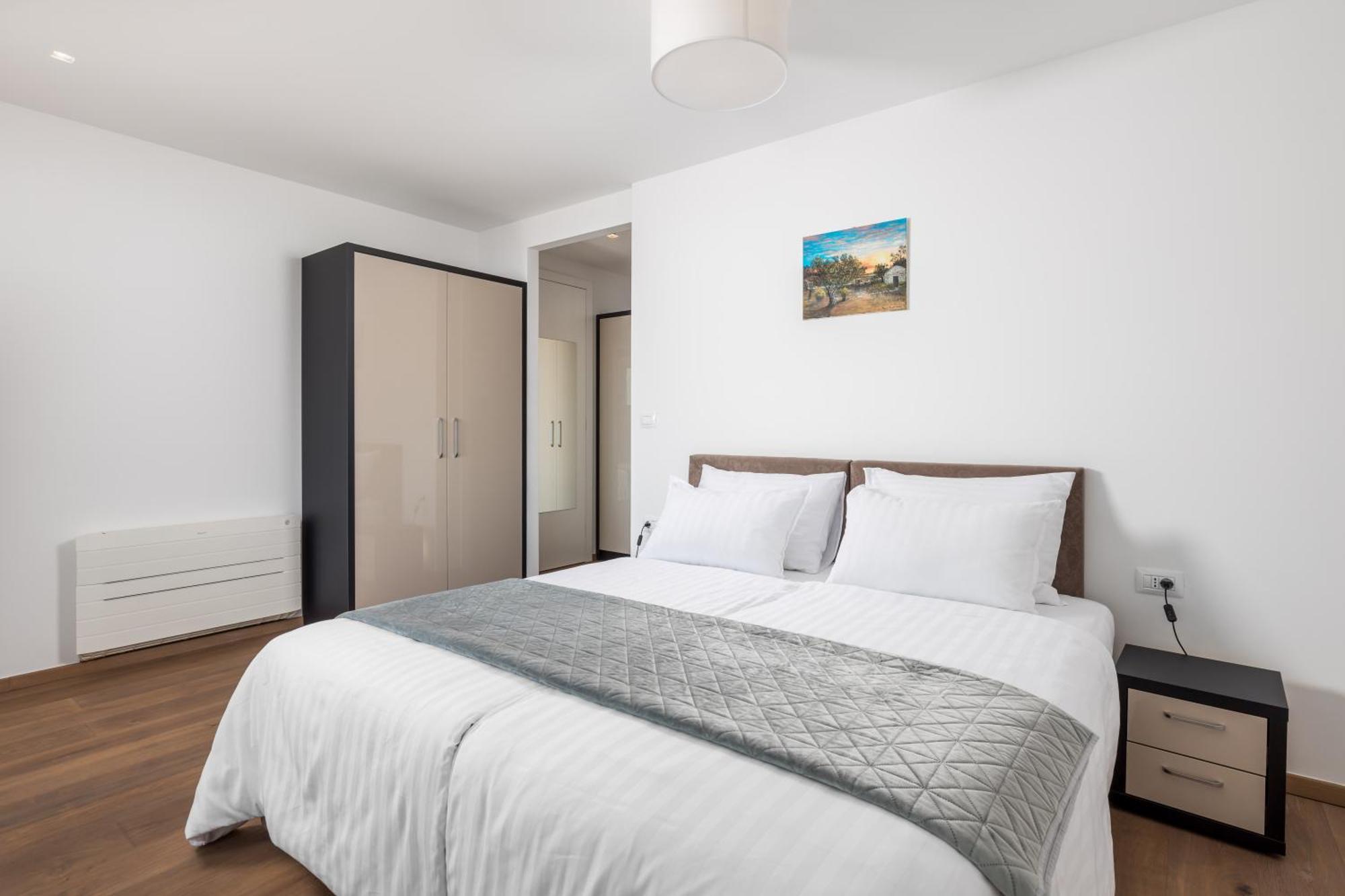Exclusive Soho Center With Pool And Terrace *