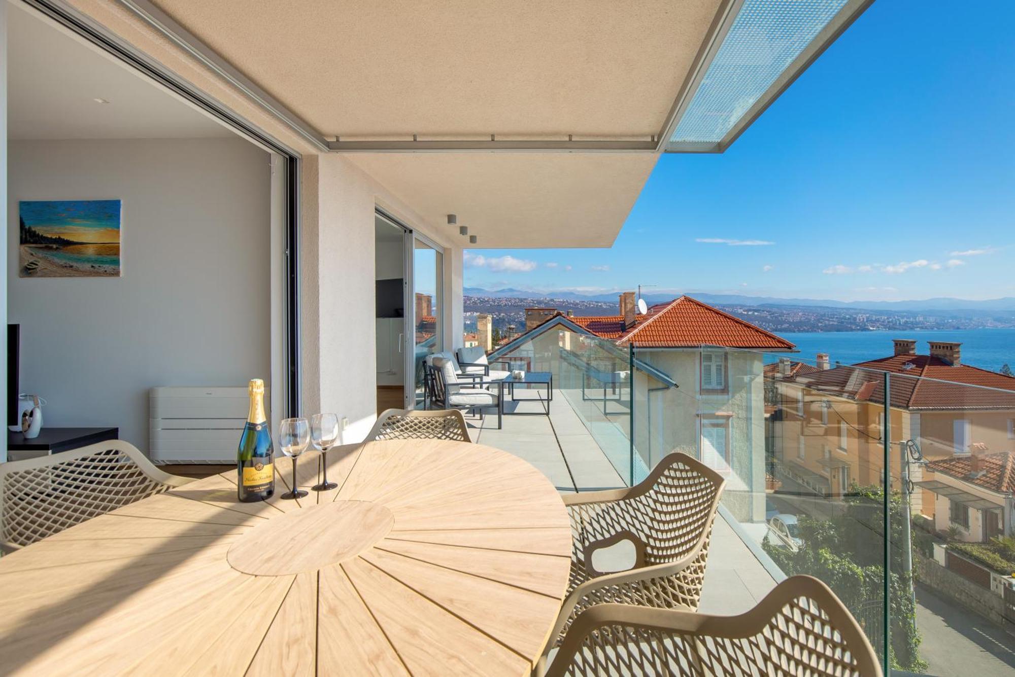 Exclusive Soho Center With Pool And Terrace Apartment Opatija